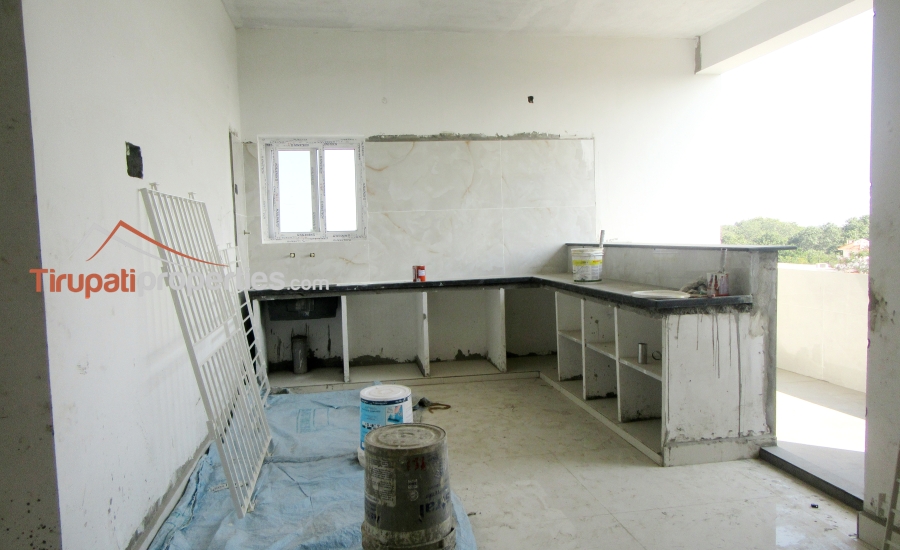 Spacious 2040 Sft North Face Individual Floor #3Bhk #Apartment #FlatforSale Near Thummalagunta Flyover, #Tirupati